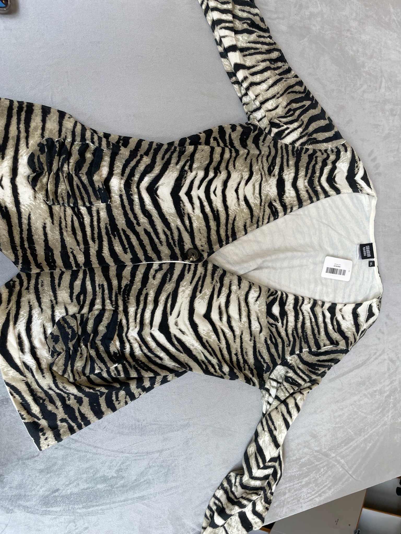 Sharon Young Black and Cream Zebra Knit Cardigan Size XL
