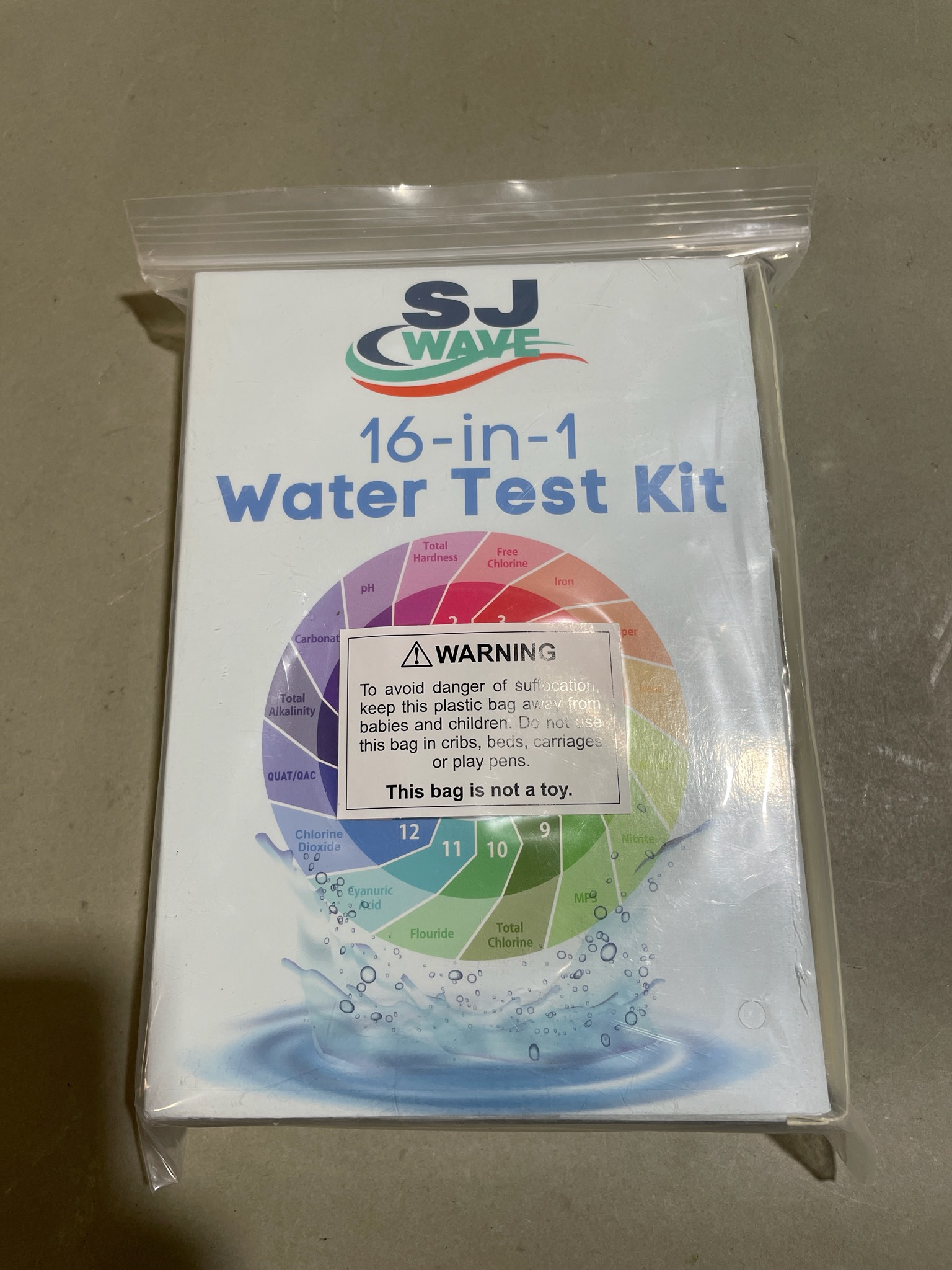 SJ WAVE White 16-in-1 Water Test Kit