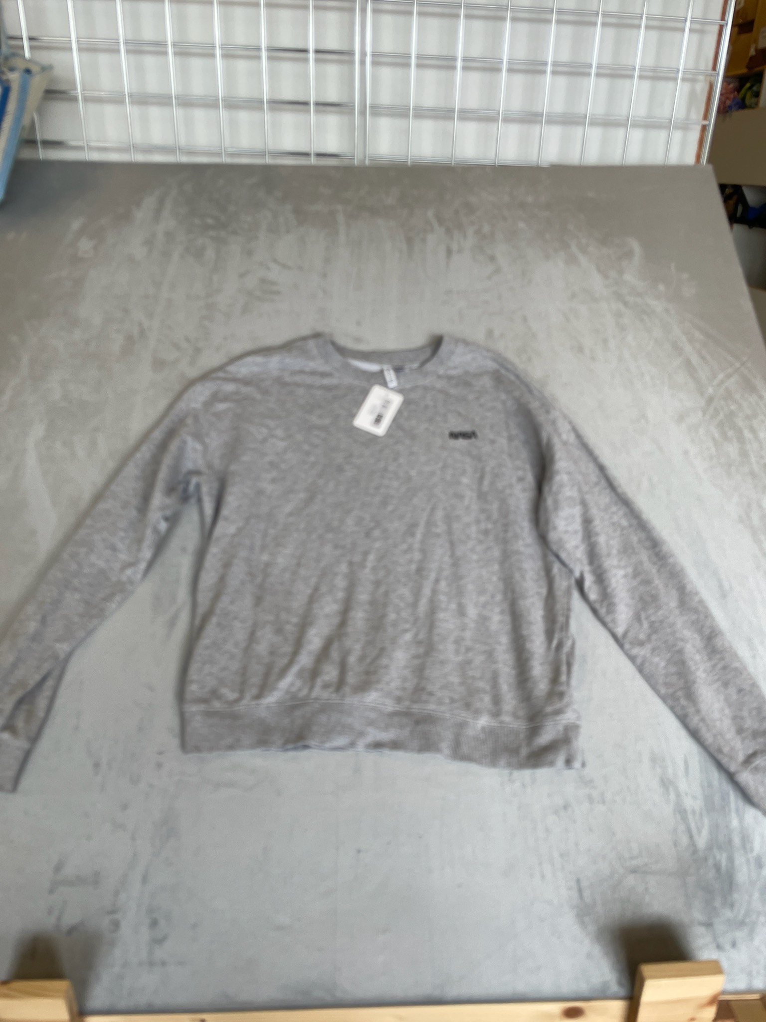 H&M Light Heather Grey Crewneck Sweatshirt Size Medium
