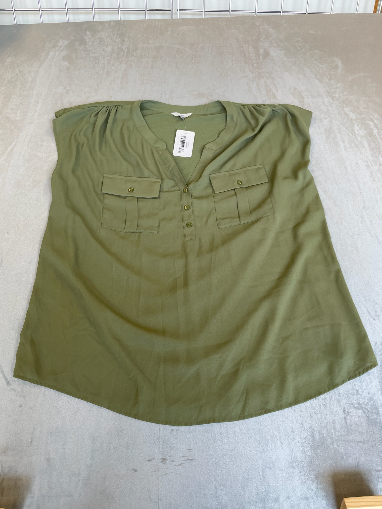 Terra & Sky Olive Green Lightweight Woven Blouse Size 0X