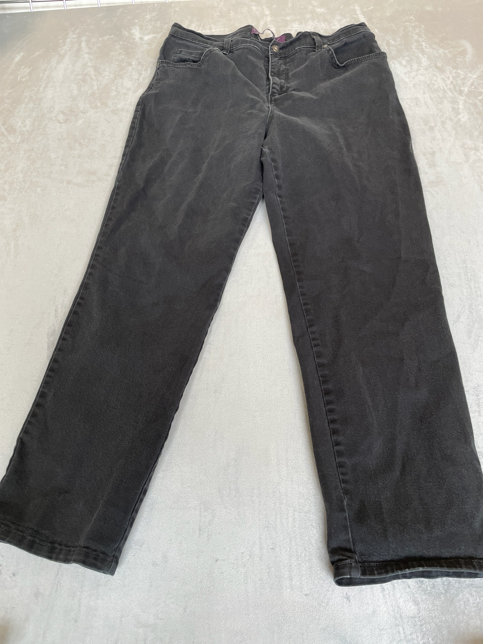 Gloria Vanderbilt Black Cotton-Blend Twill Pants Size Short