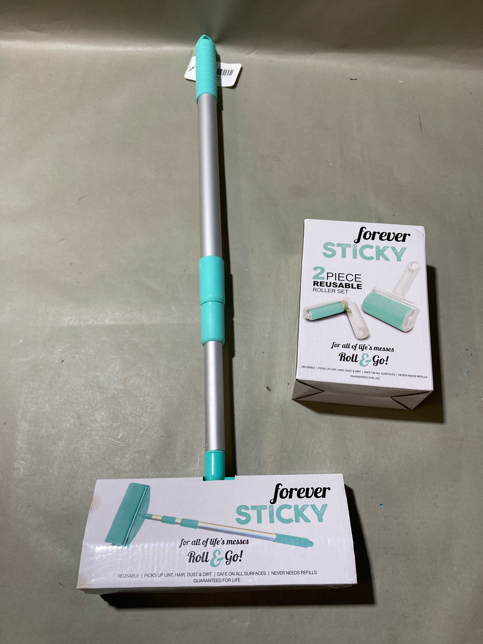 Forever Sticky Turquoise White 2 Piece Reusable Roller Set