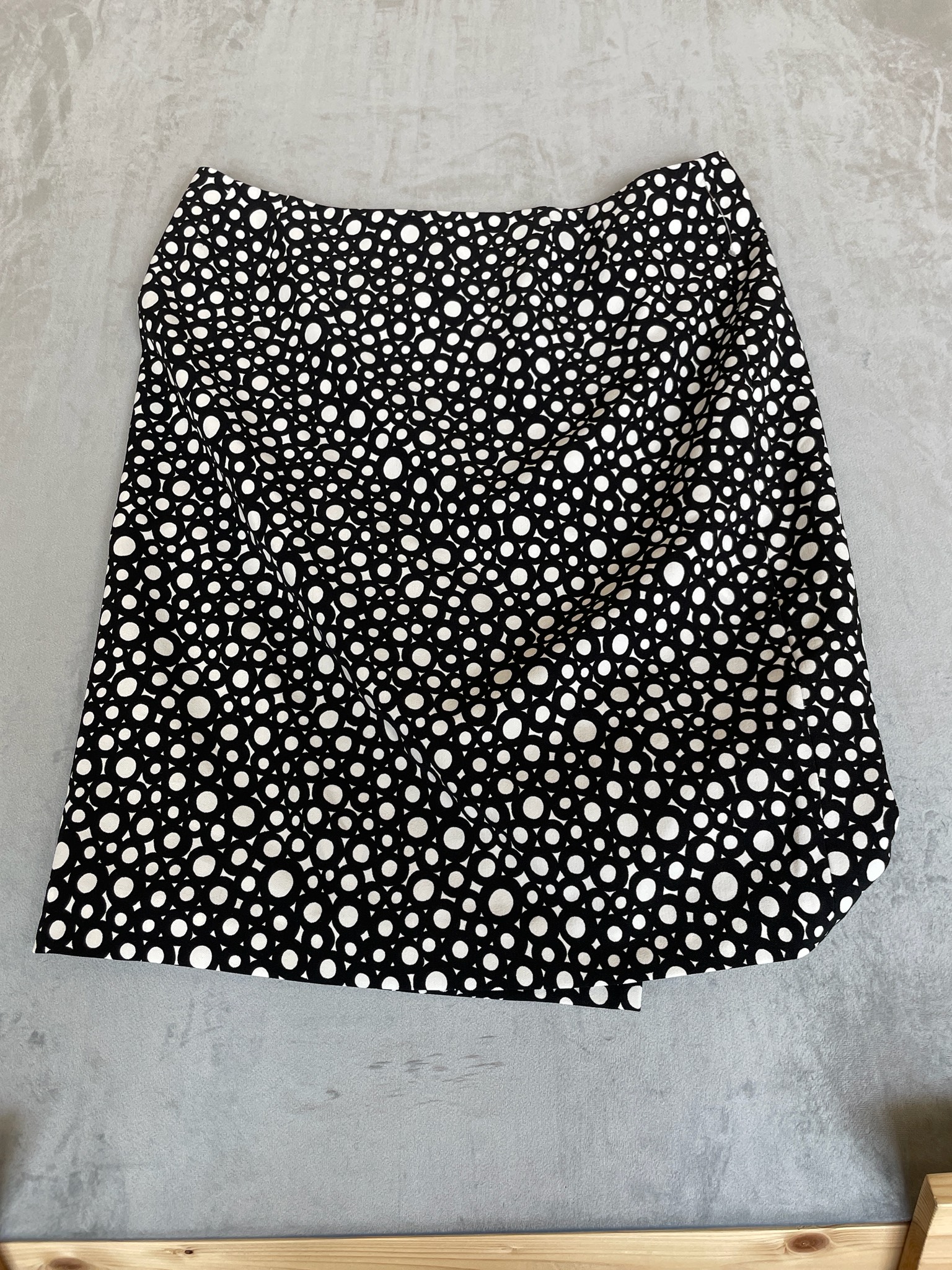 Jones Studio Black White Polka Dot Woven Skirt Size Size 16
