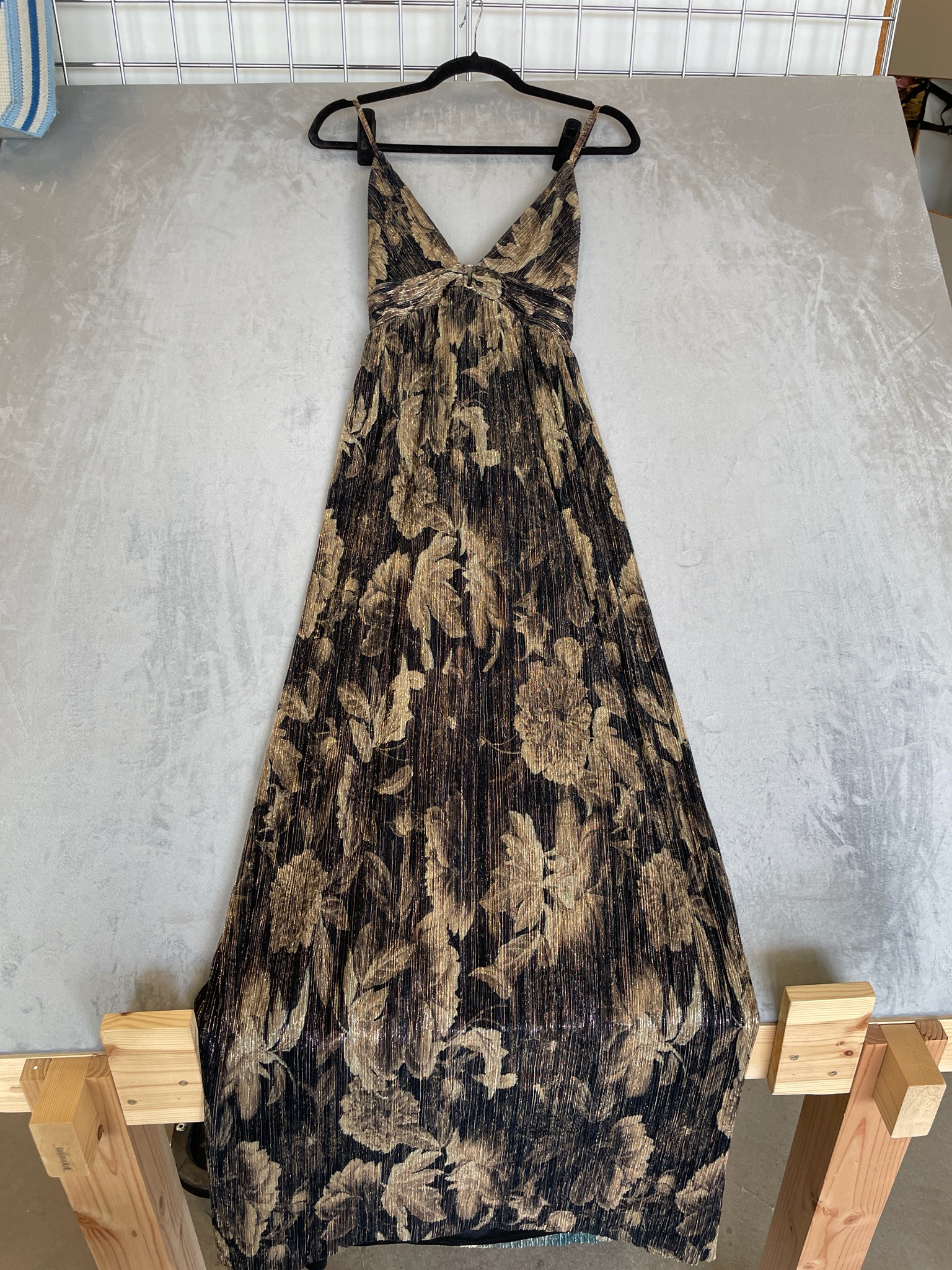 Dress Forum Black Metallic Floral Pleated Maxi Dress Size L