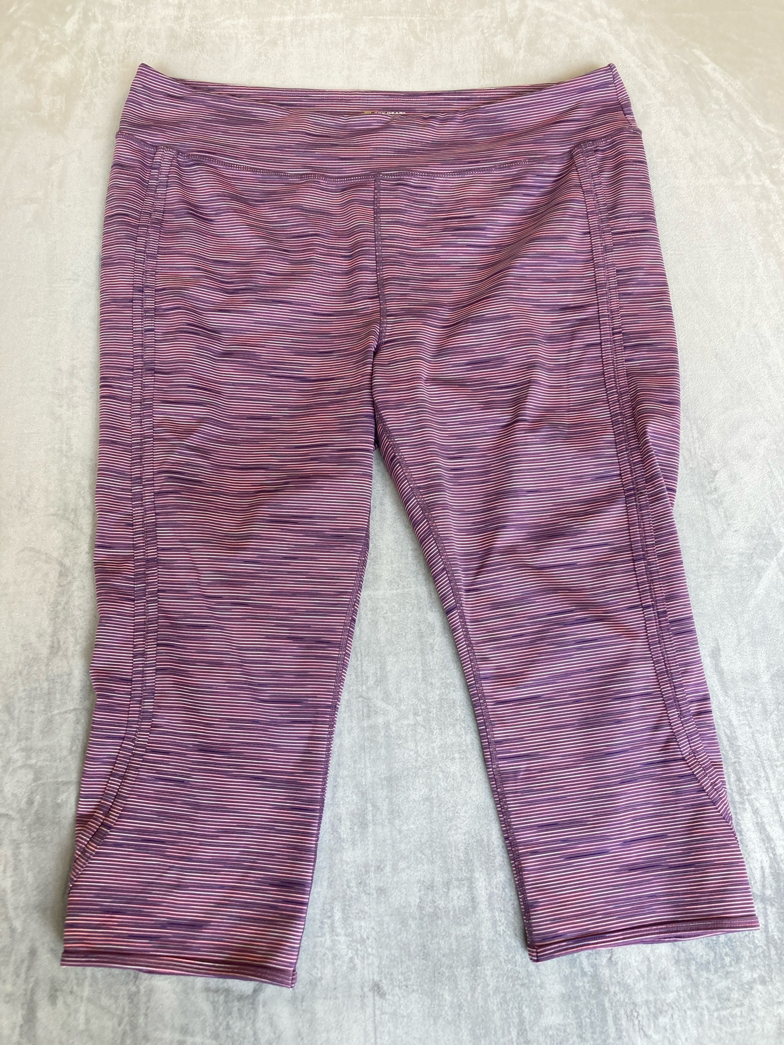 Tek Gear Purple and Pink Striped Polyester-Spandex Capri Leggings Size 2X