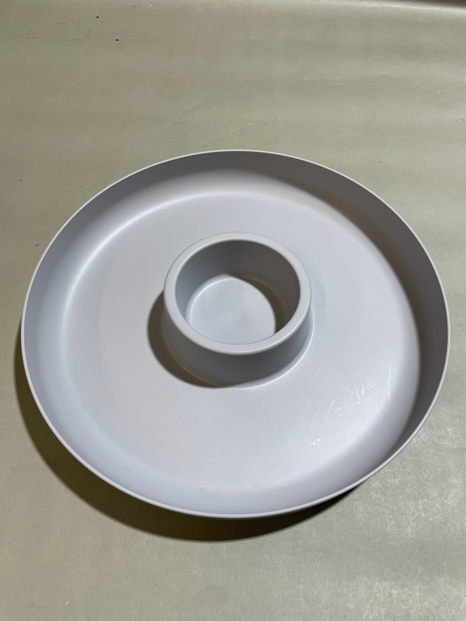 Light Gray Plastic Tube Pan Size 1000 ml