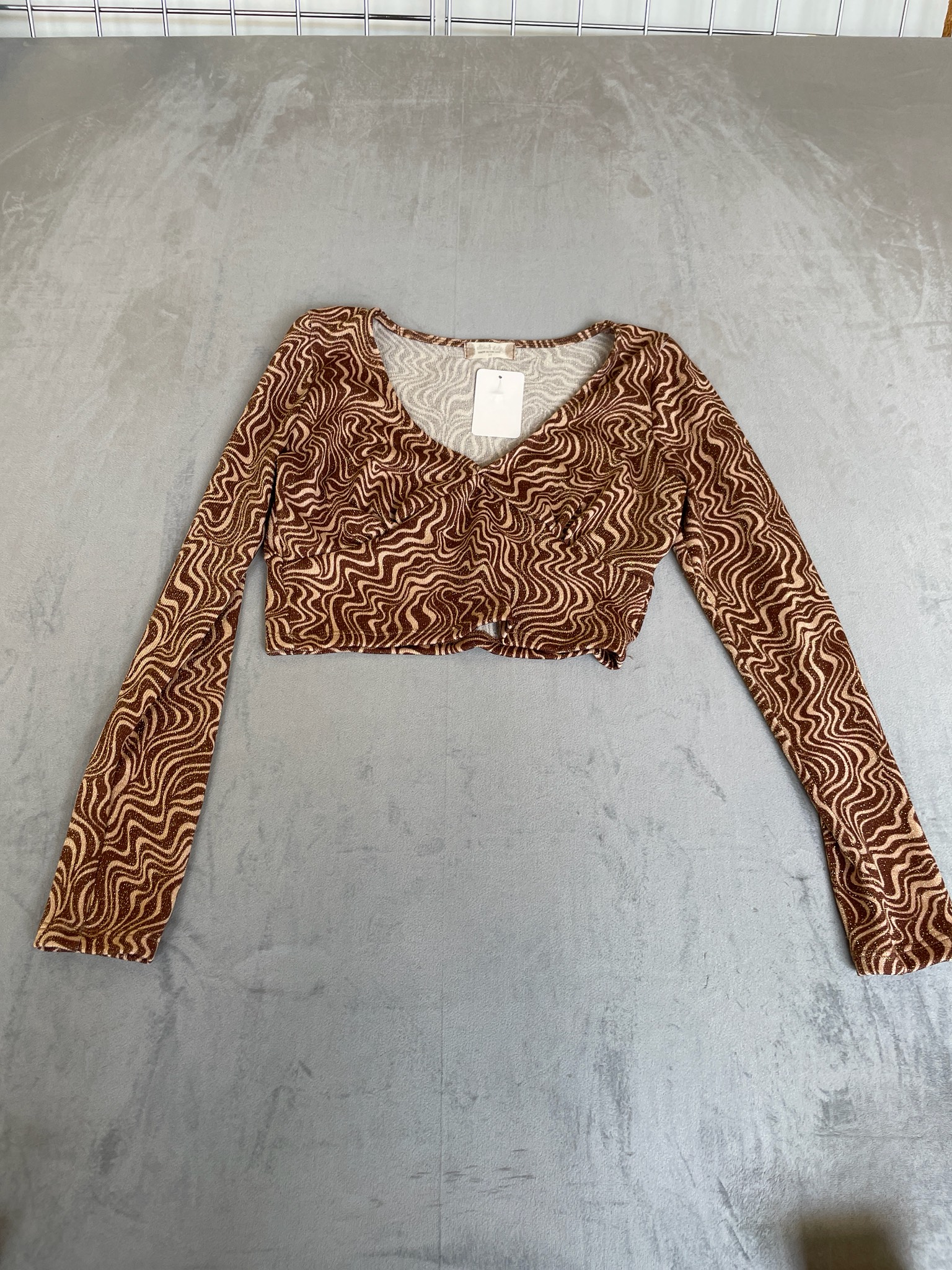 attard state Brown Swirl Knit Long Sleeve Crop Top Size M