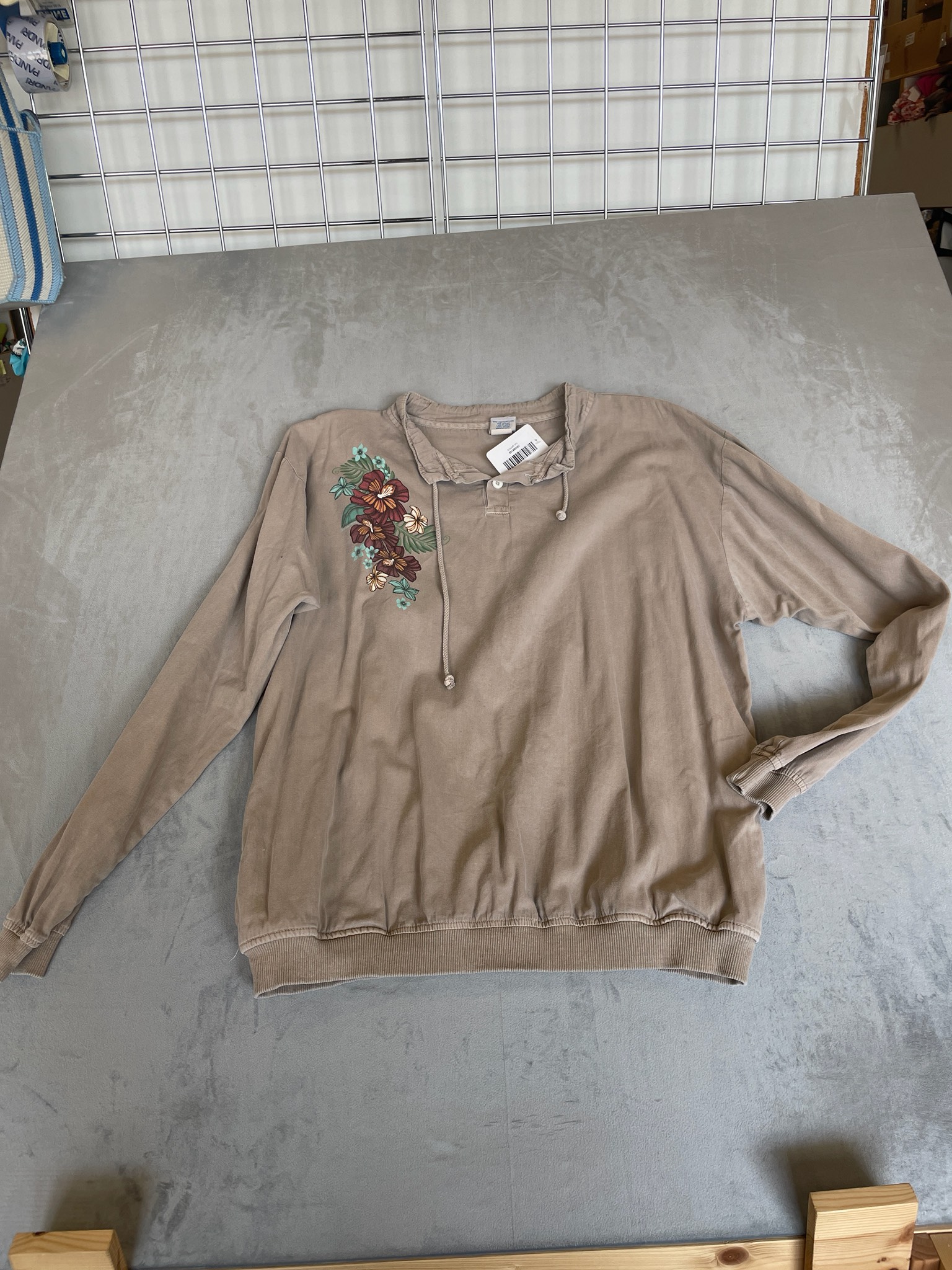 Crazy Shirts Taupe Cotton-Blend Pullover Sweatshirt Size L