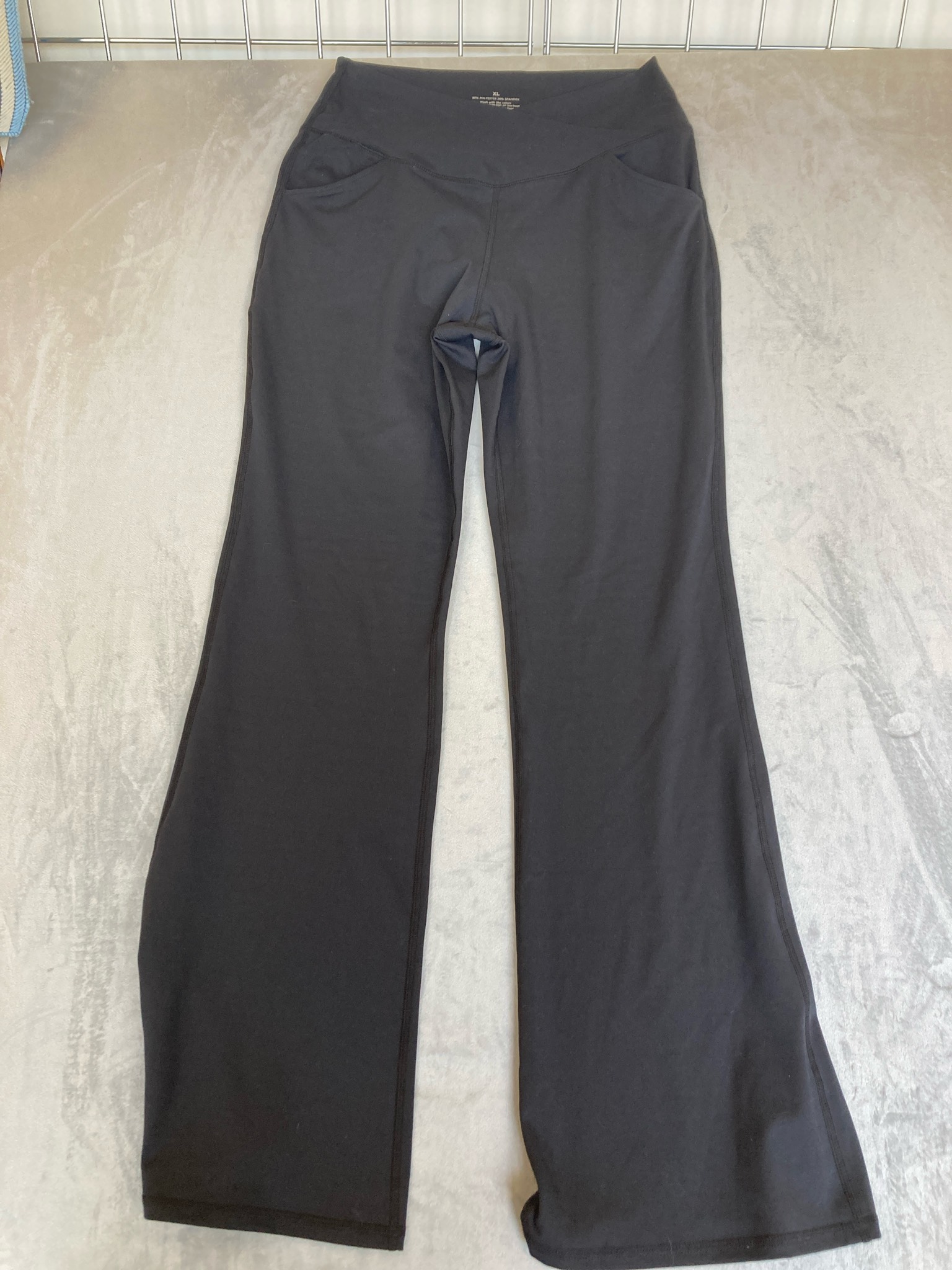 Black Polyester-Spandex Yoga Pants Size XL