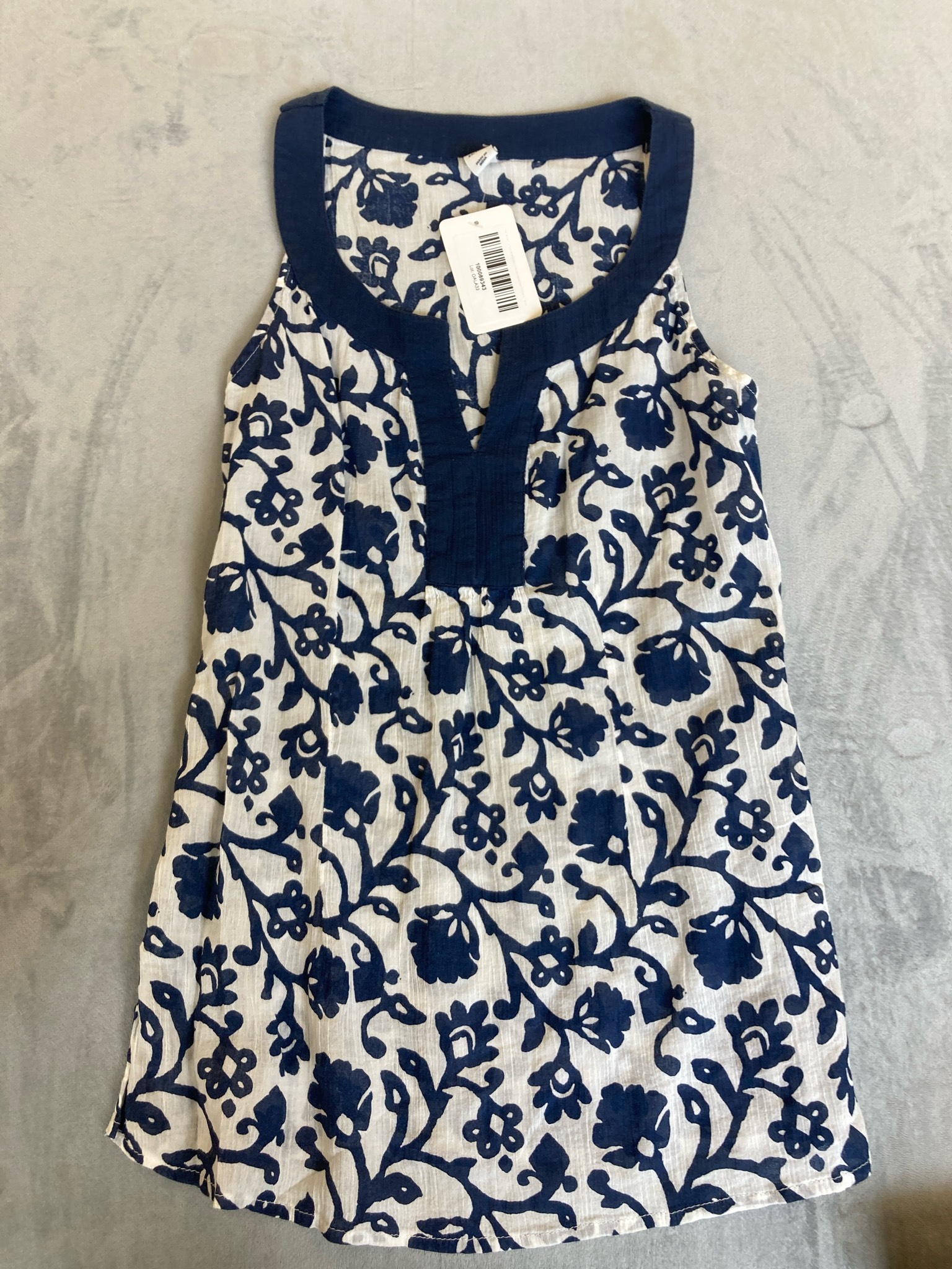 Old Navy White Navy Floral Gauze Sleeveless Top Size XS
