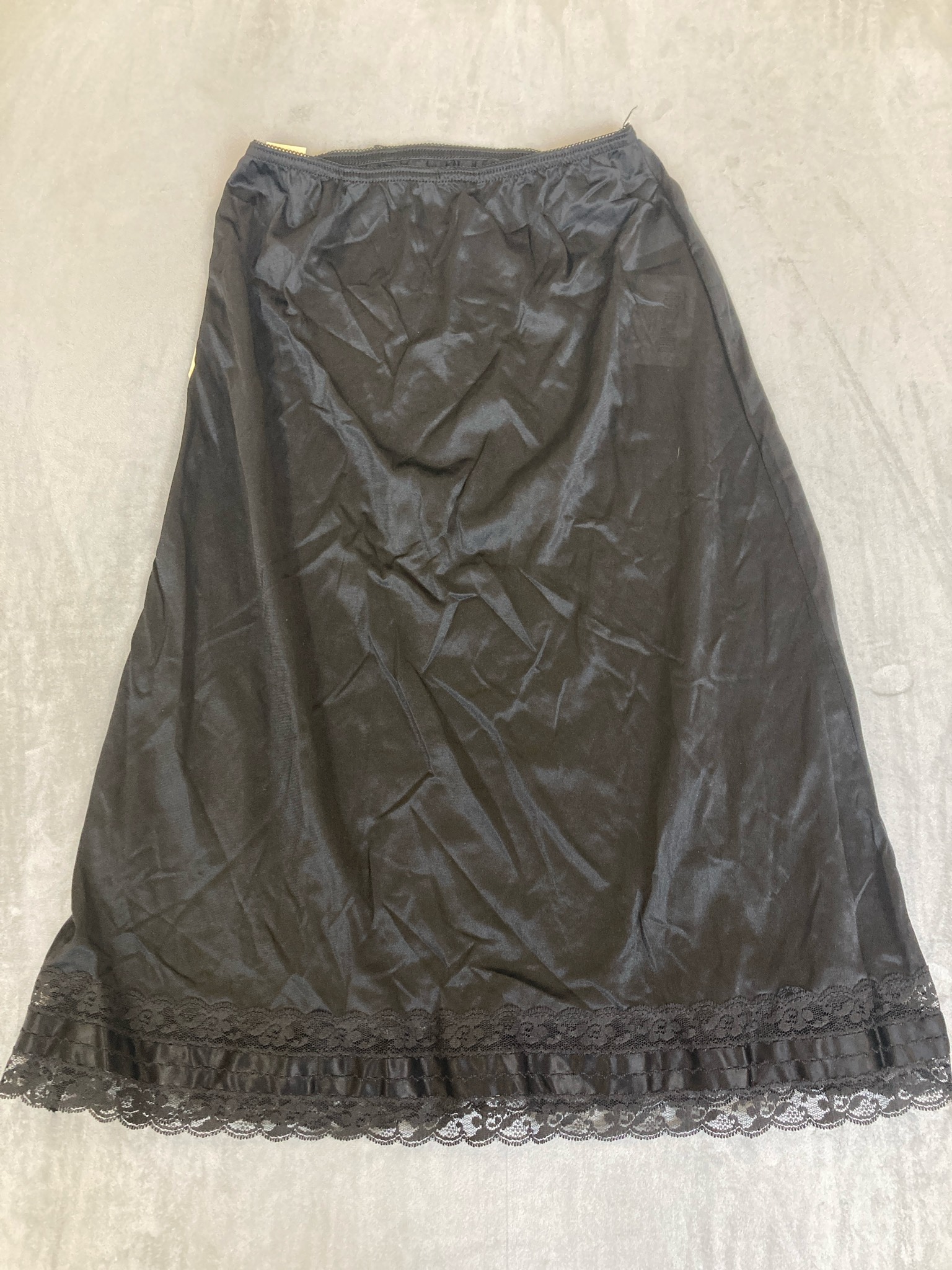Bali Black Lace Trim Half Slip Size Small