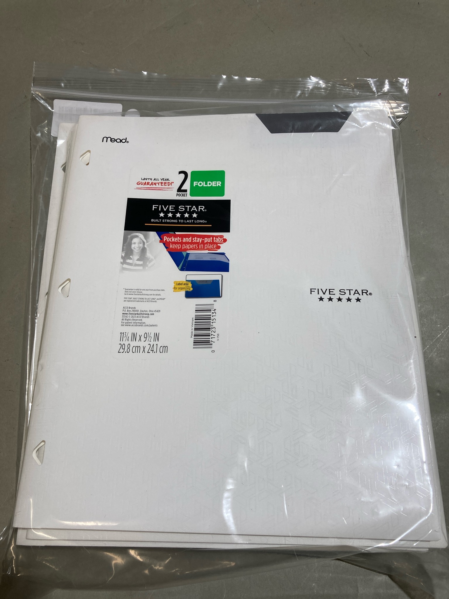 Five Star White Embossed 2-Pocket Folder Size 11 3/4 in x 9 1/2 in