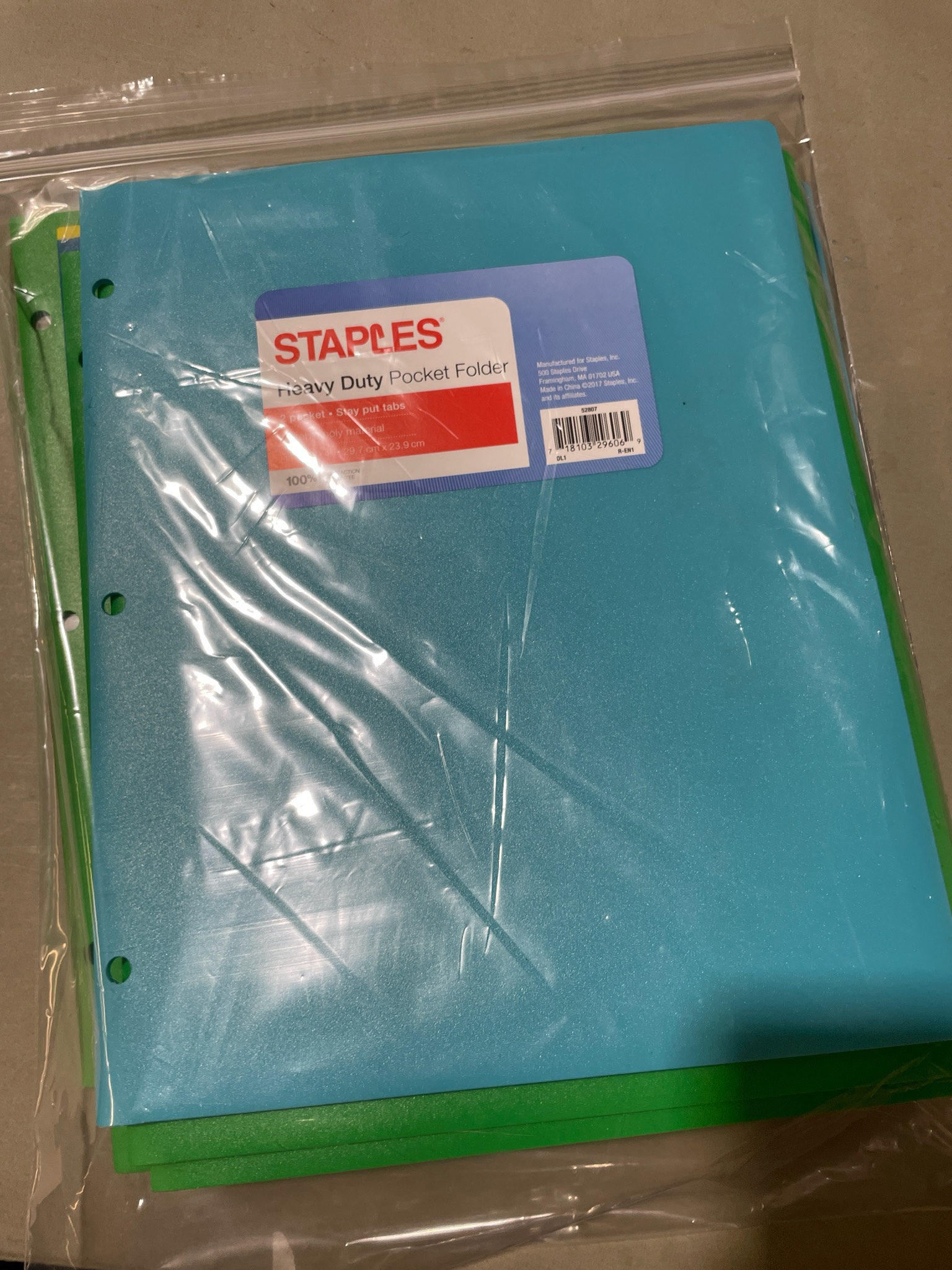 Staples Assorted Color Poly Pocket Folders