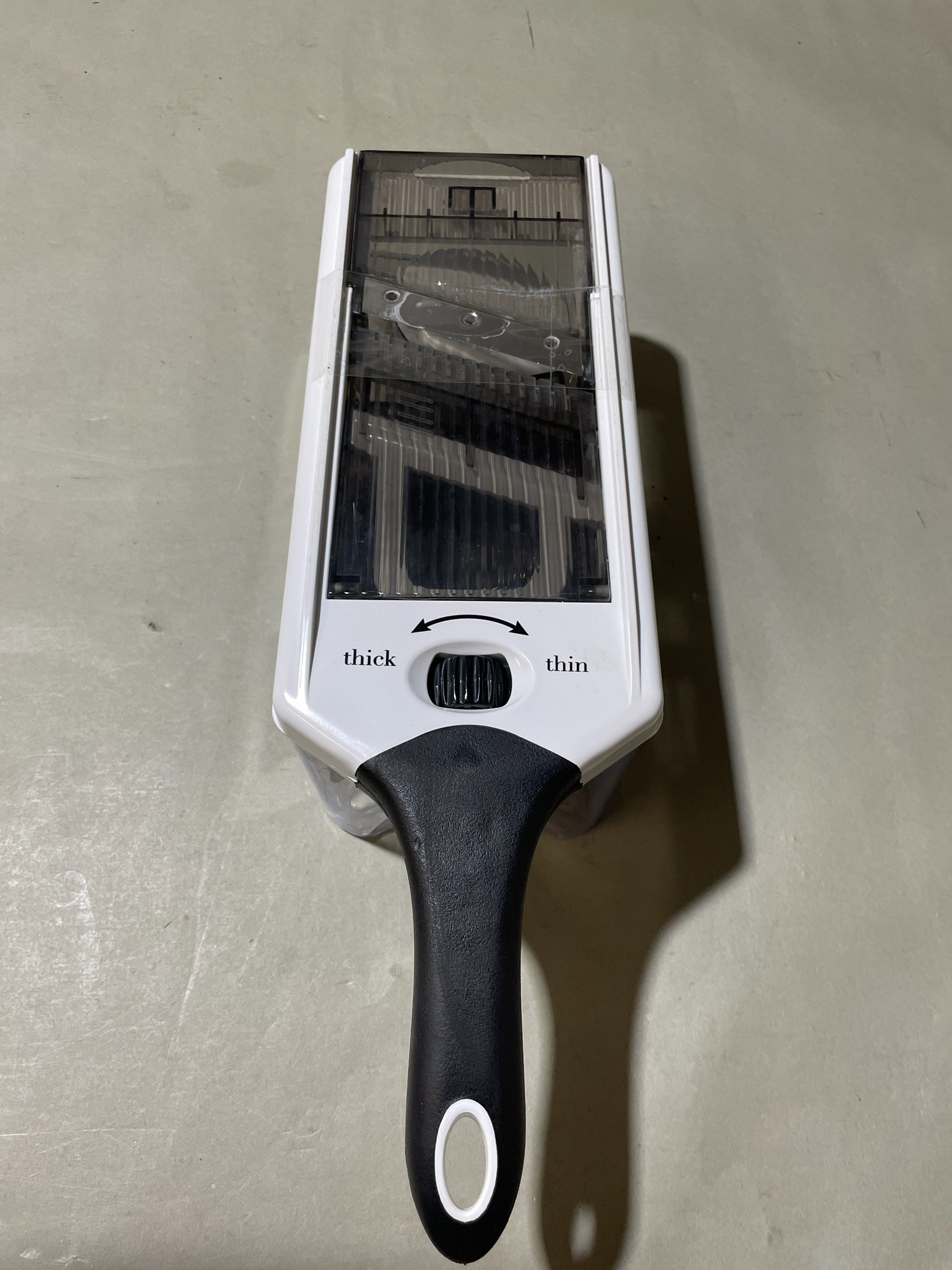 White Plastic Mandoline Slicer Size 1.5 L