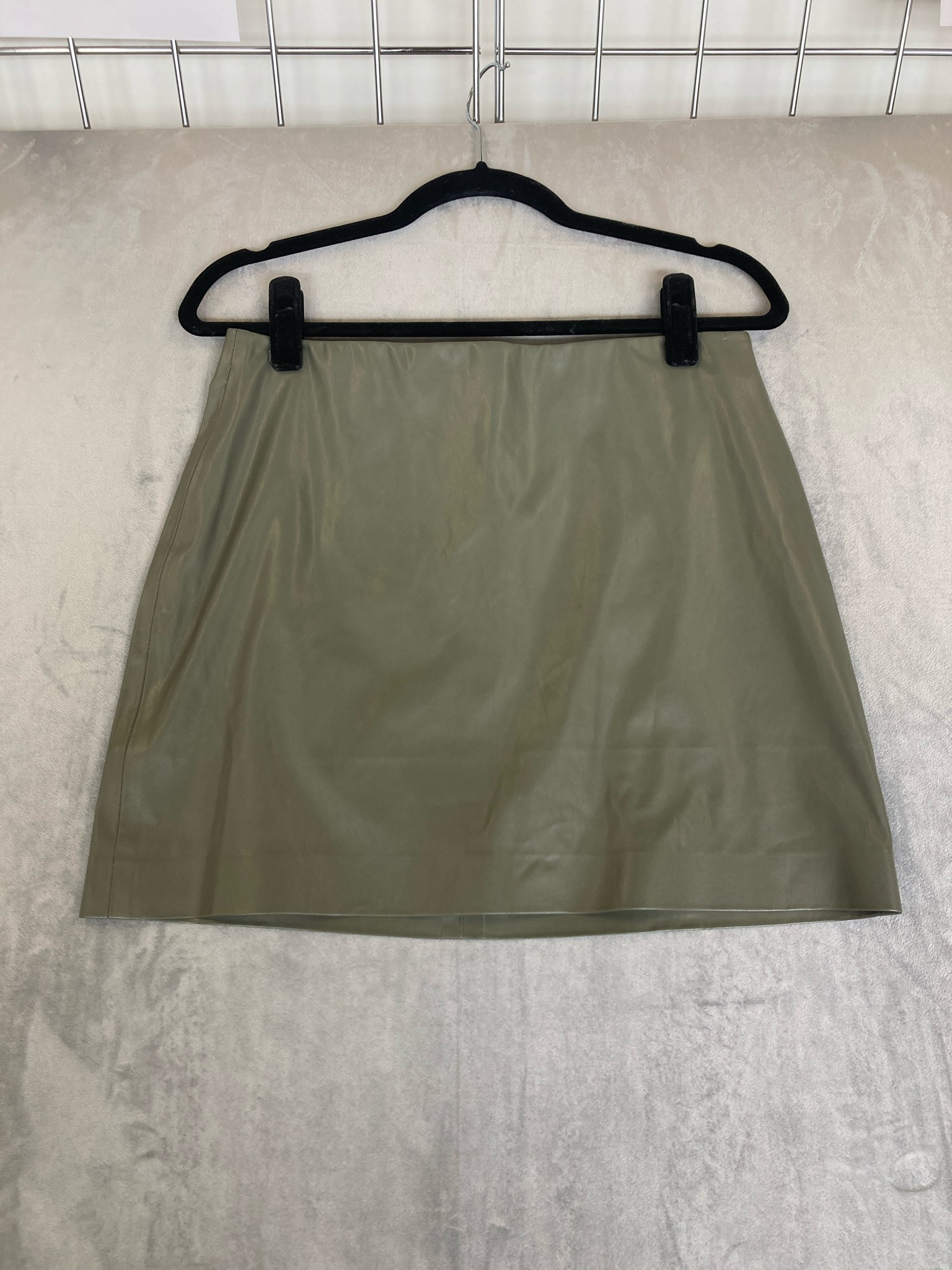 Shinestar Olive Green Faux Leather Skirt Size L
