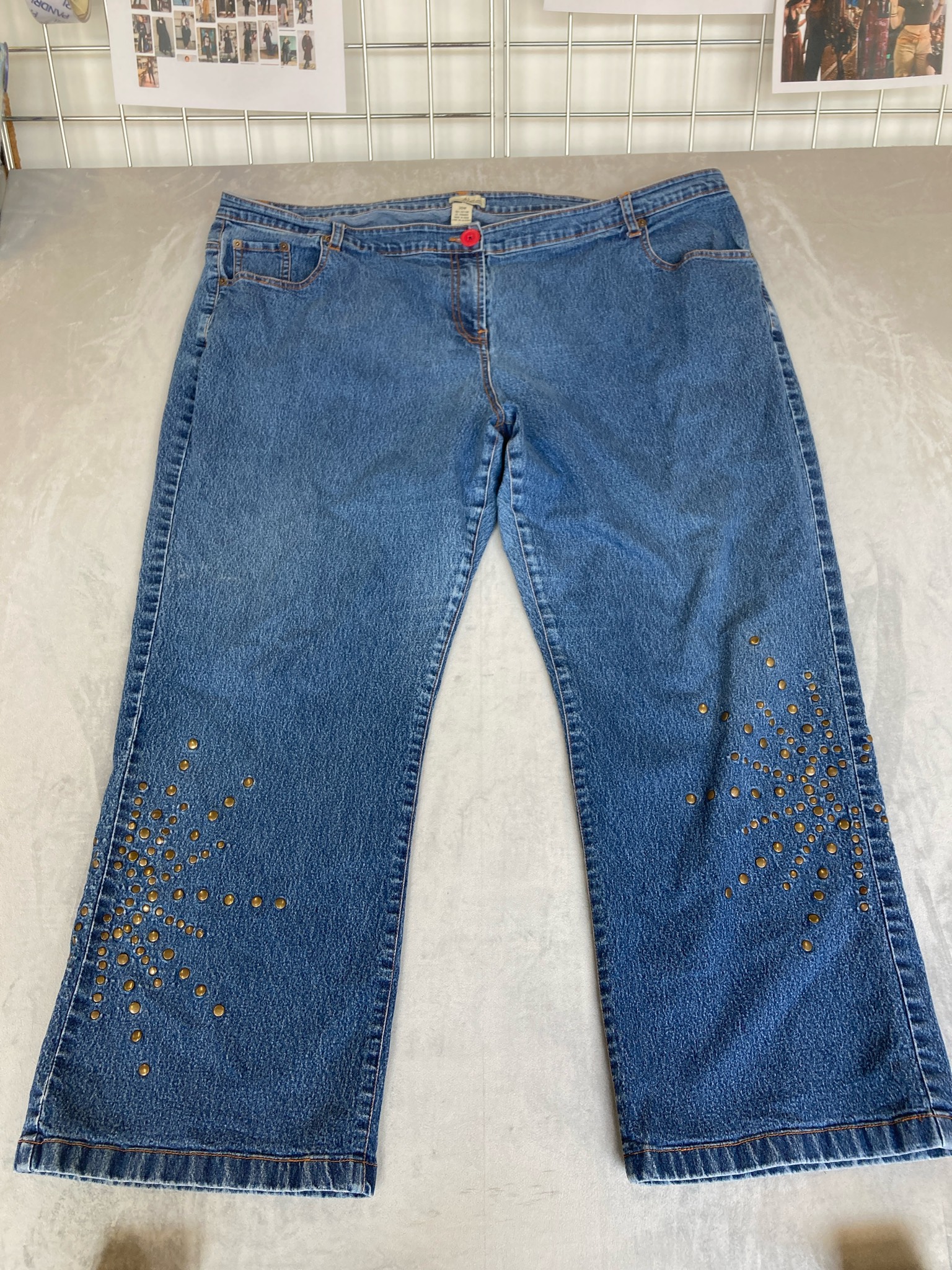 Lee Medium Blue Stretch Cropped Jeans Size 30W