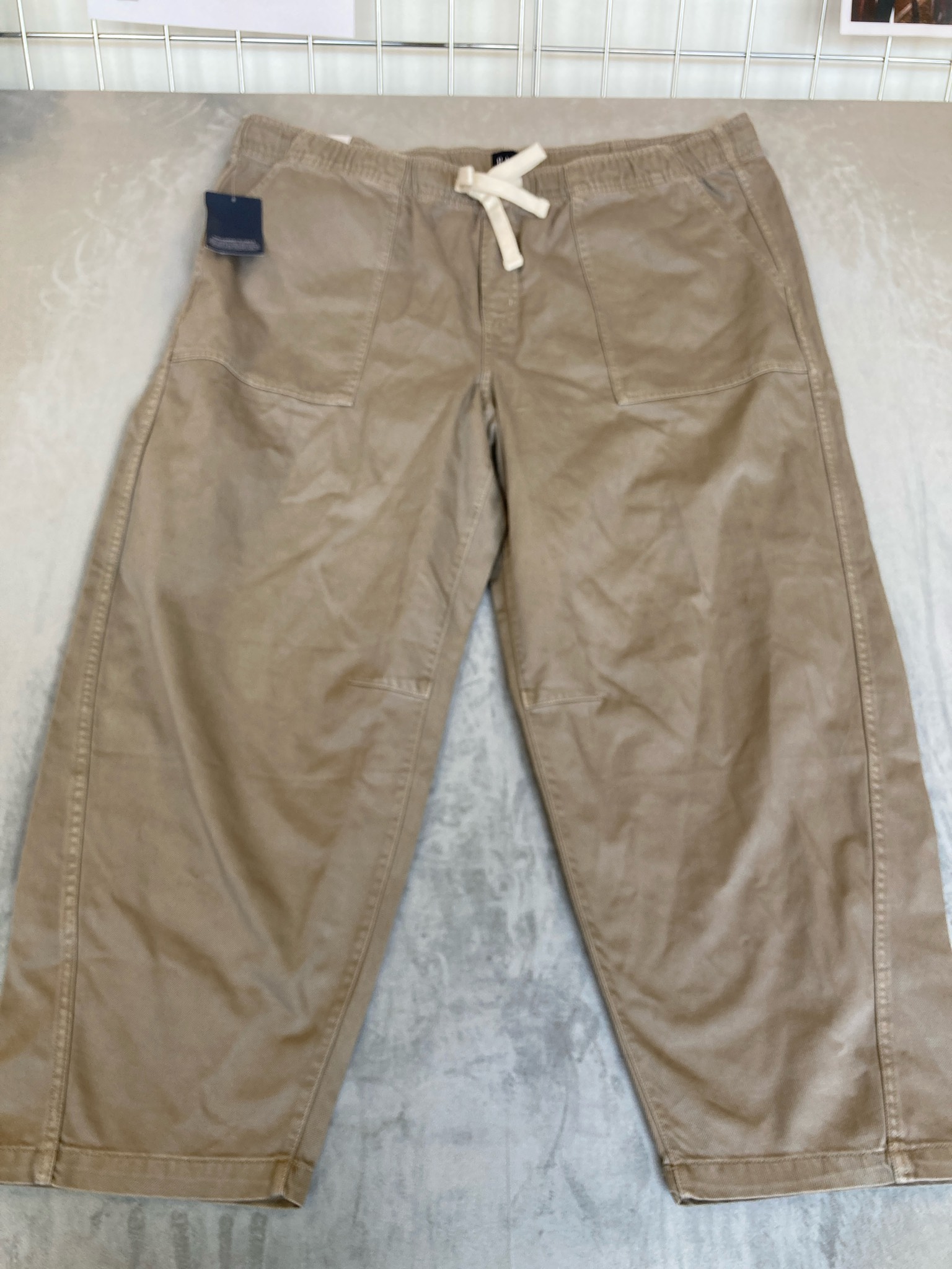 GAP Taupe Twill Cropped Pants Size XXL