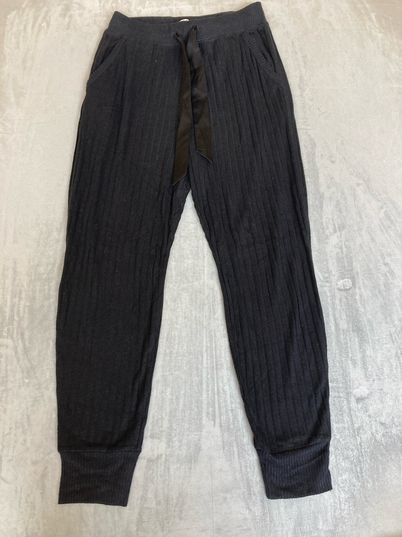Abercrombie & Fitch Black Ribbed Knit Jogger Pants Size M