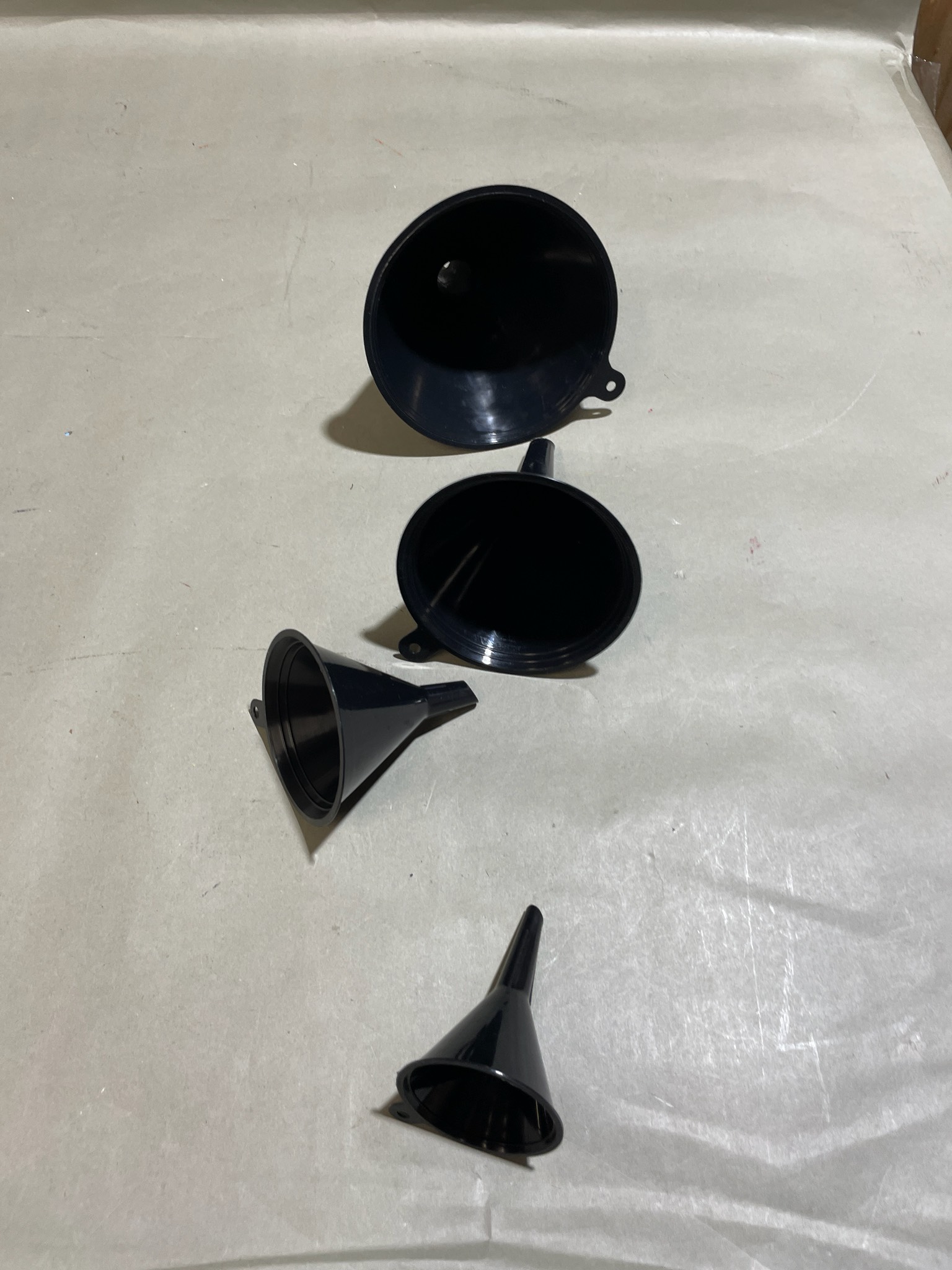 TERBOLD Black Plastic Nesting Funnel Set