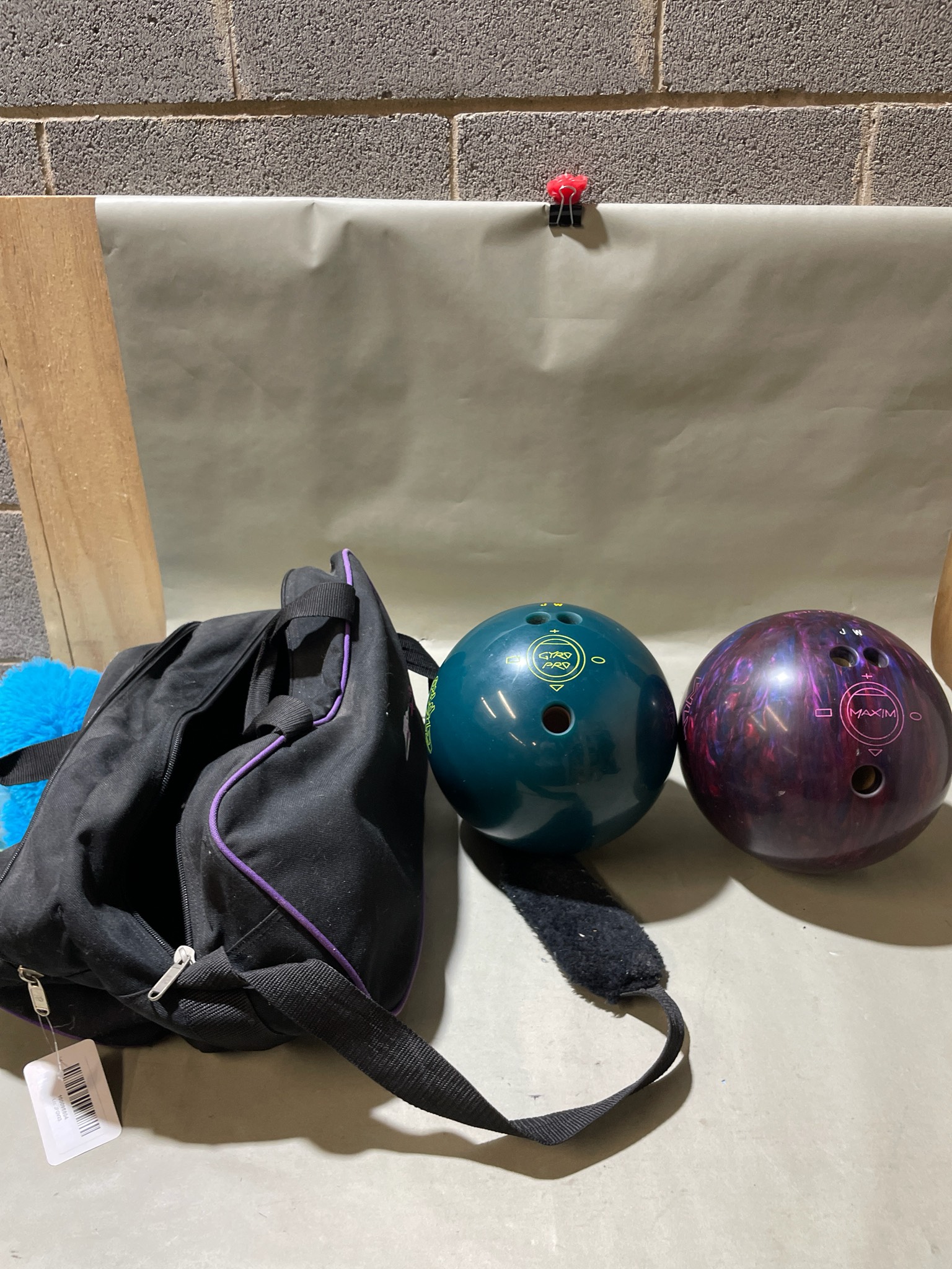 Strikeforce Black Bowling Ball Tote with Two Bowling Balls