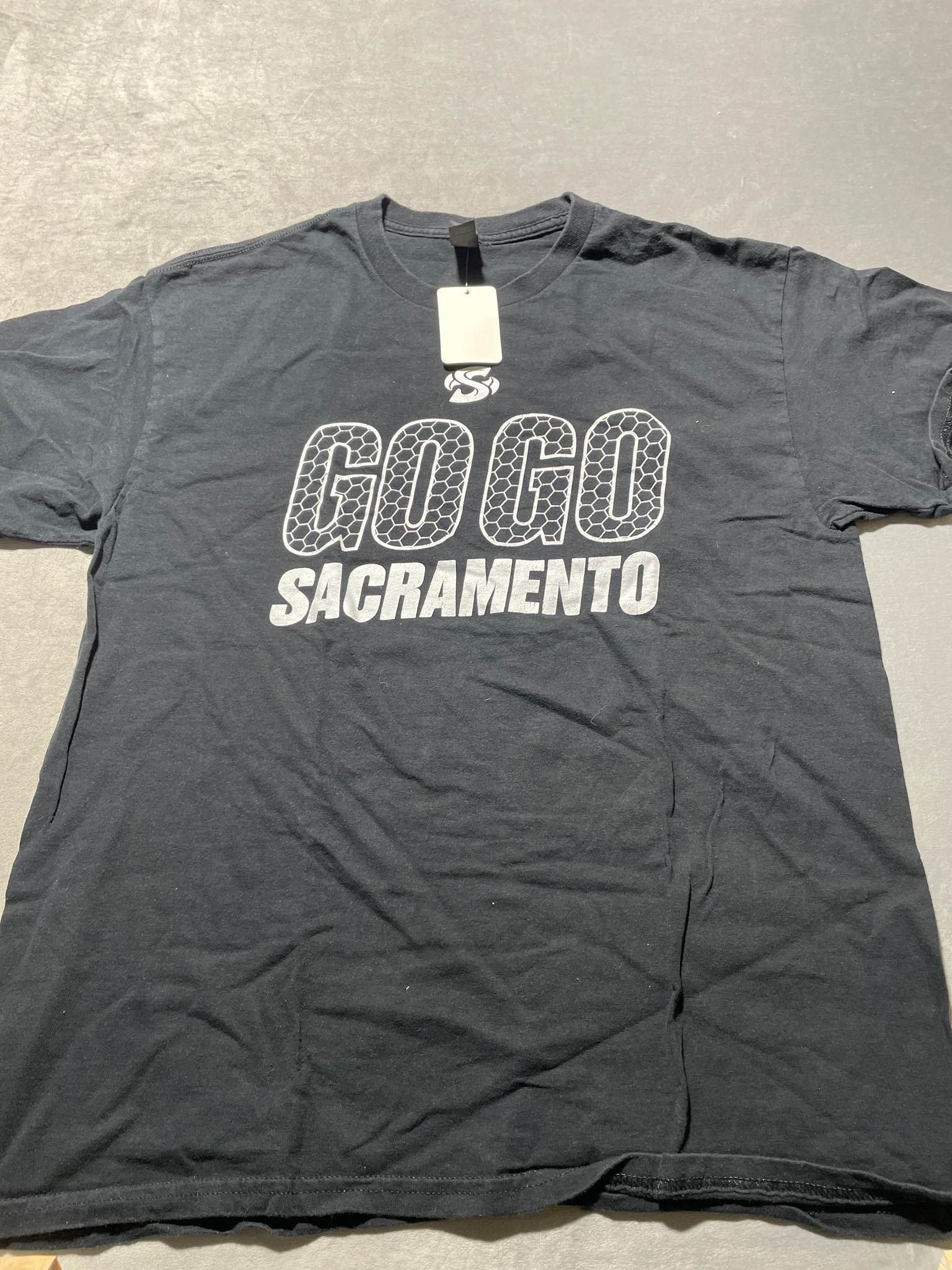 Gildan Charcoal Gray Cotton Graphic T-Shirt