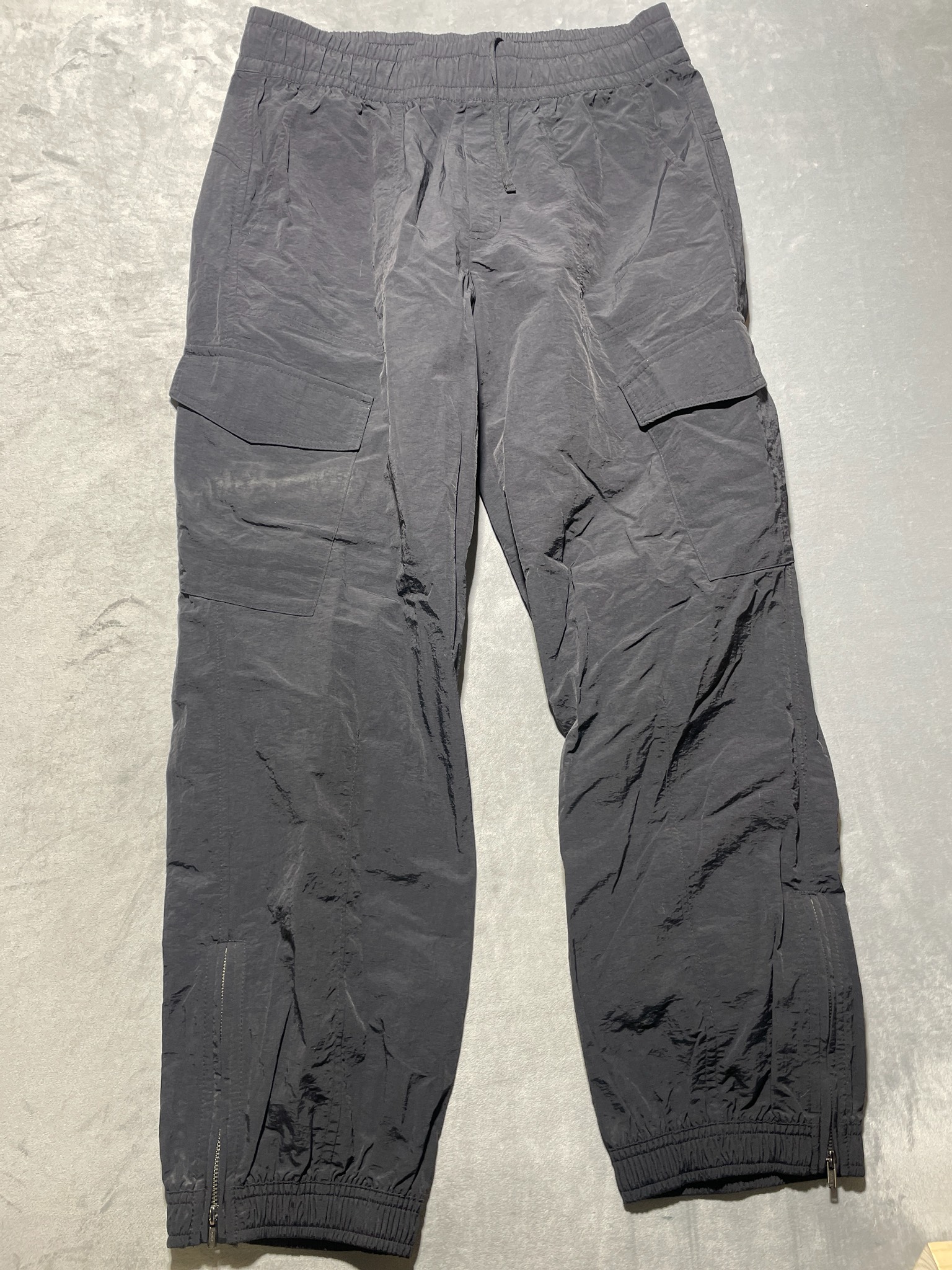 Charcoal Quick-Dry Jogger Pants Size Large