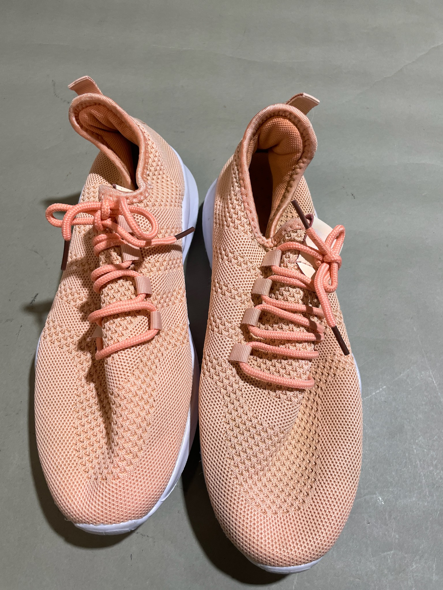 Peach Knit Low-Top Sneakers Size Size 42