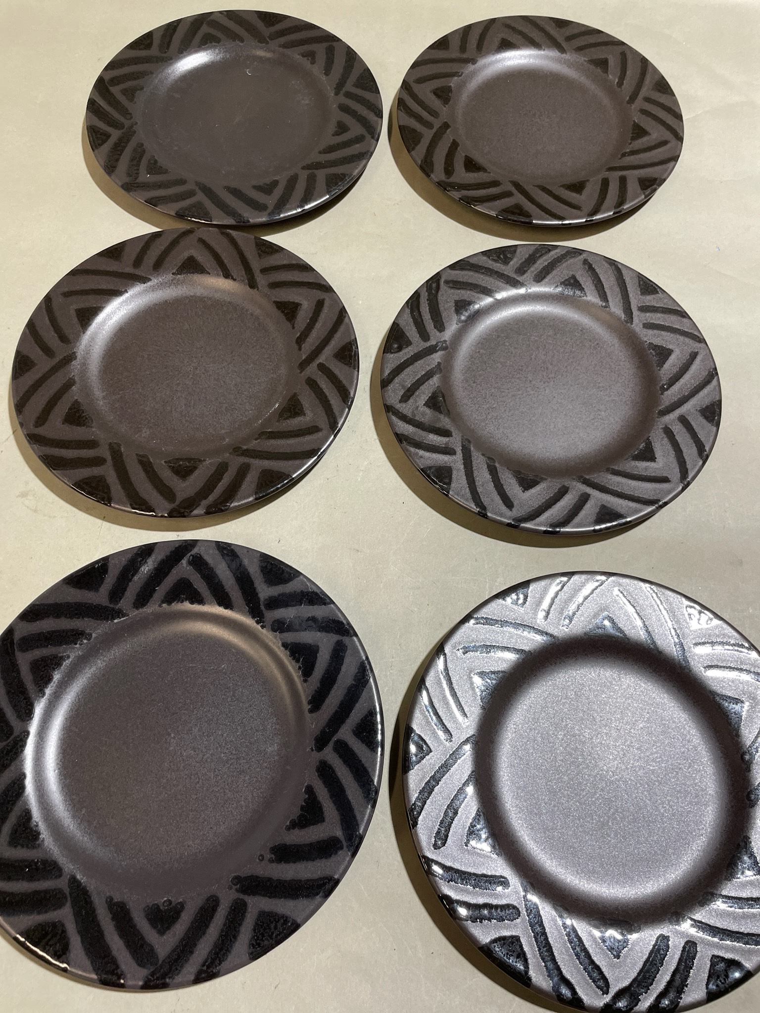 Dark Brown Black Gray Abstract Plate Set