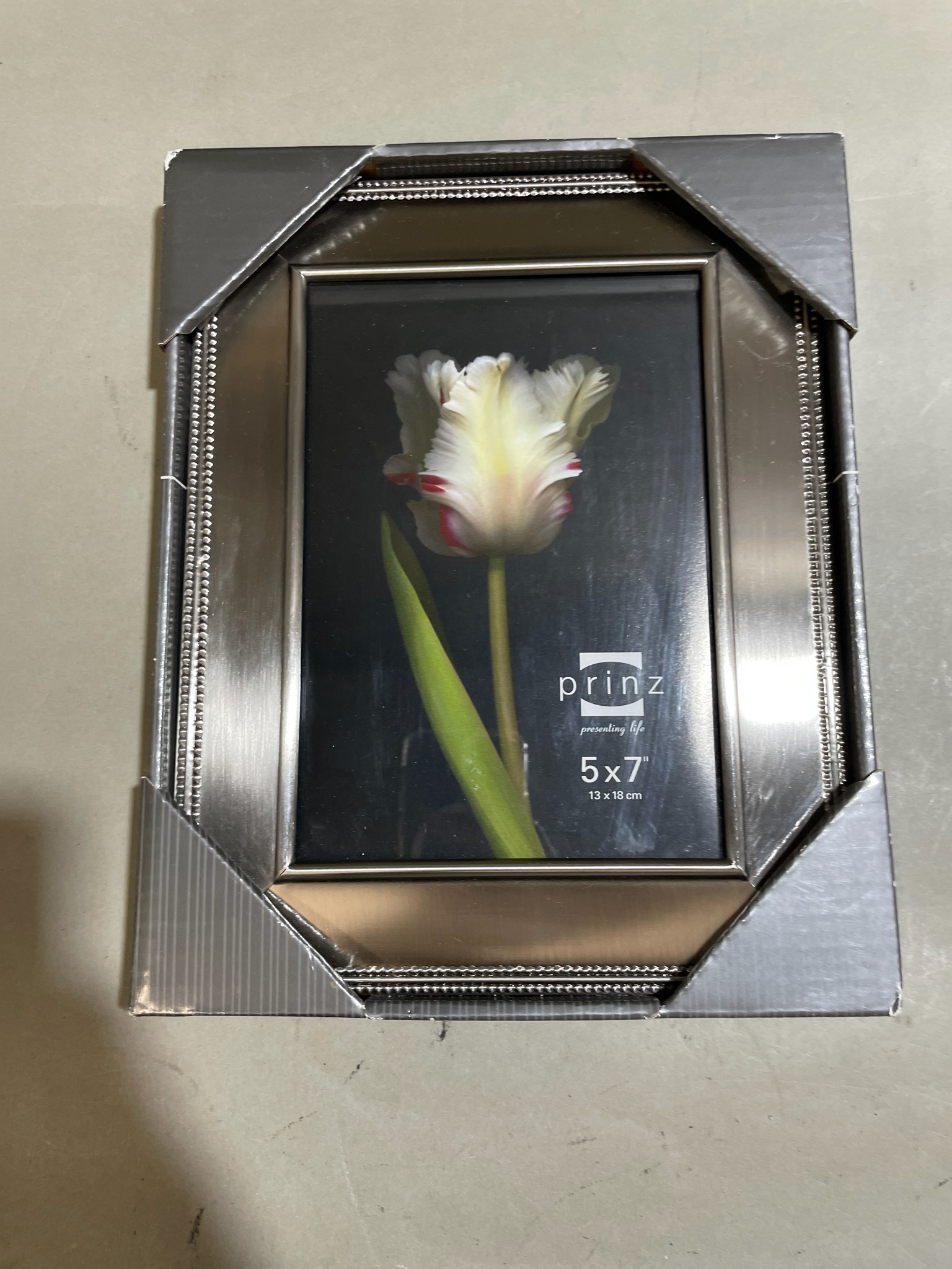 Prinz Black 5 x 7 Beveled Photo Frame Size 5 x 7