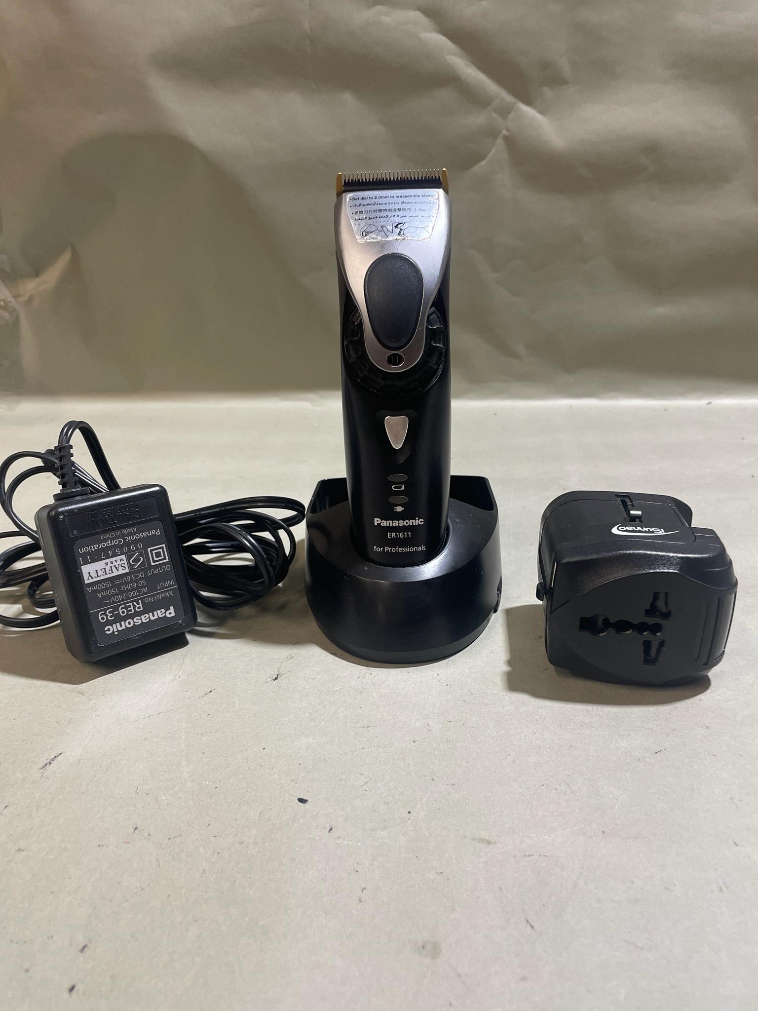 Panasonic Black Cordless Hair Clipper with Charging Dock