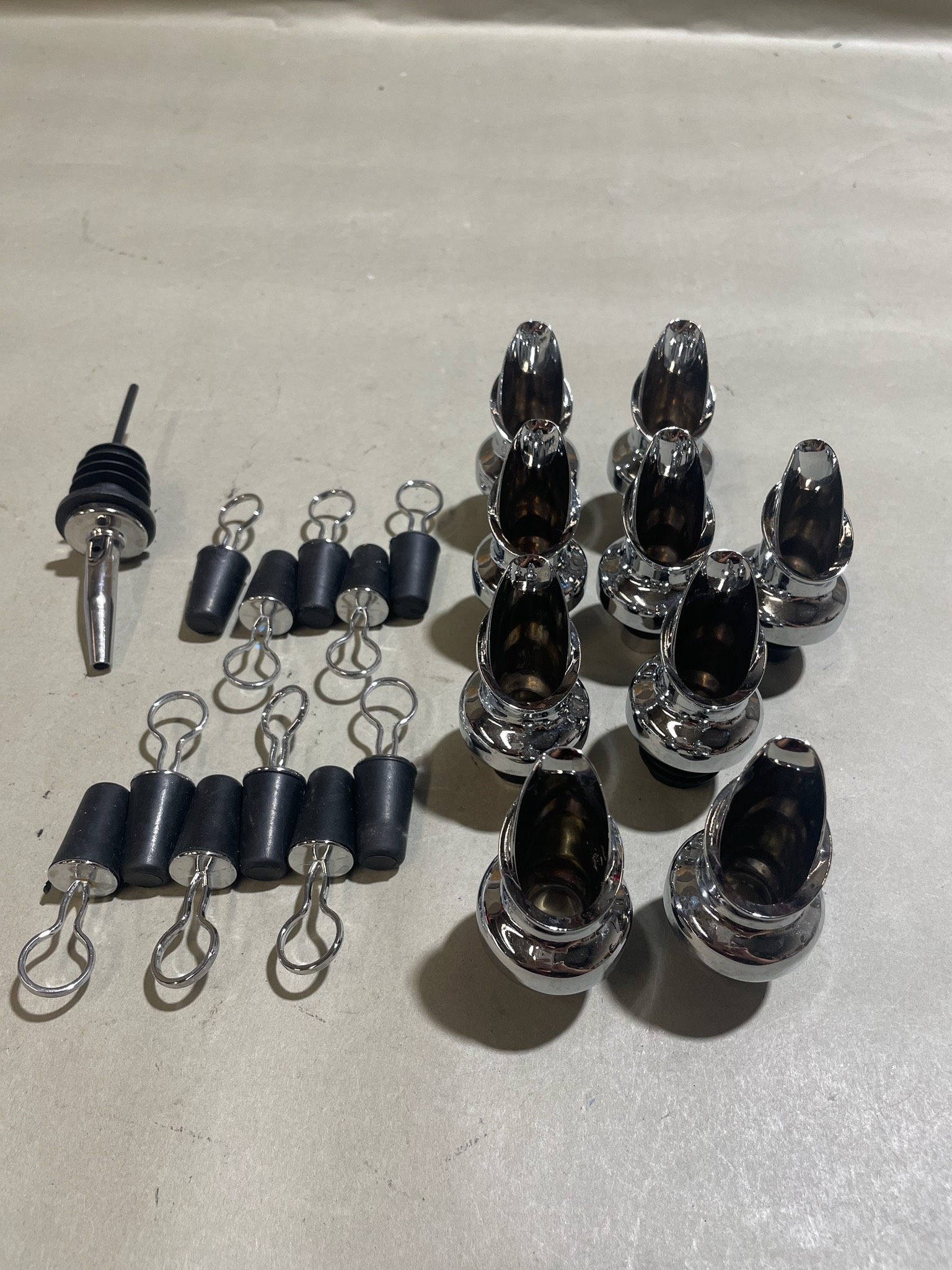 Silver Chrome-Plated Pour Spouts and Stoppers Set