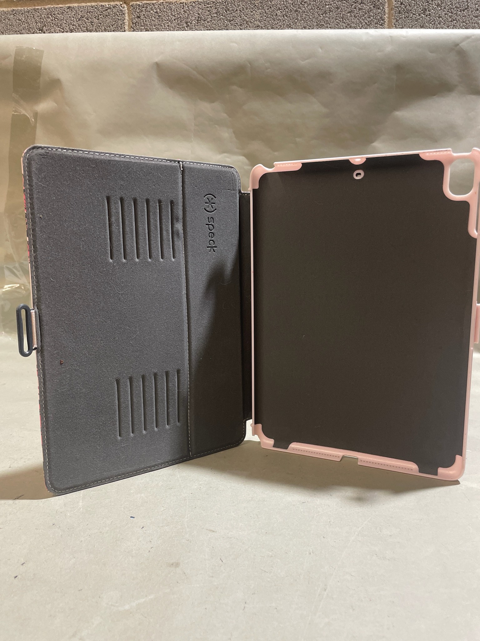 Speck Light Pink Floral Tablet Folio Case