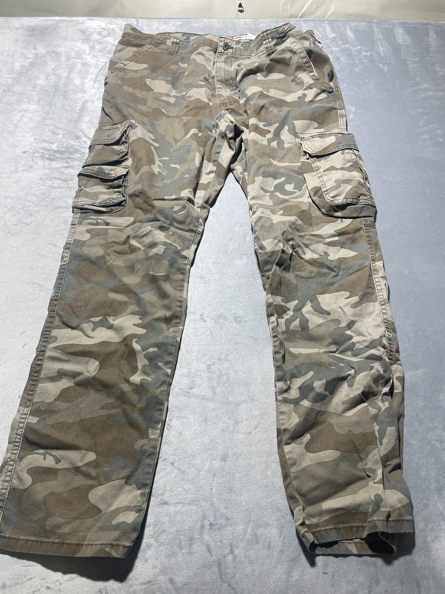 Wrangler Camouflage Cotton Blend Cargo Pants Size 38 x 32