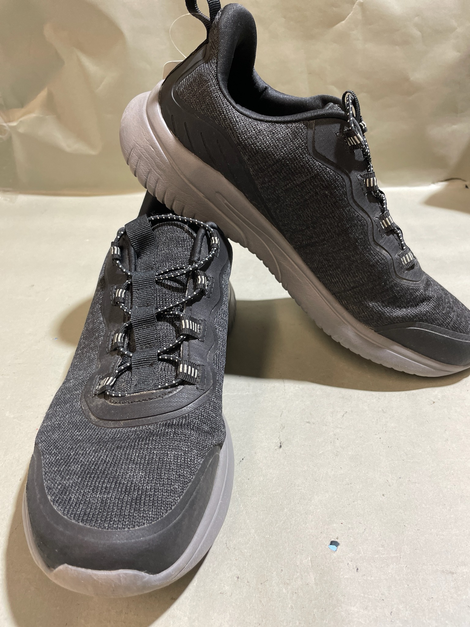 Dark Gray Textured Fabric Athletic Sneakers Size Men's US 10 / EUR 43