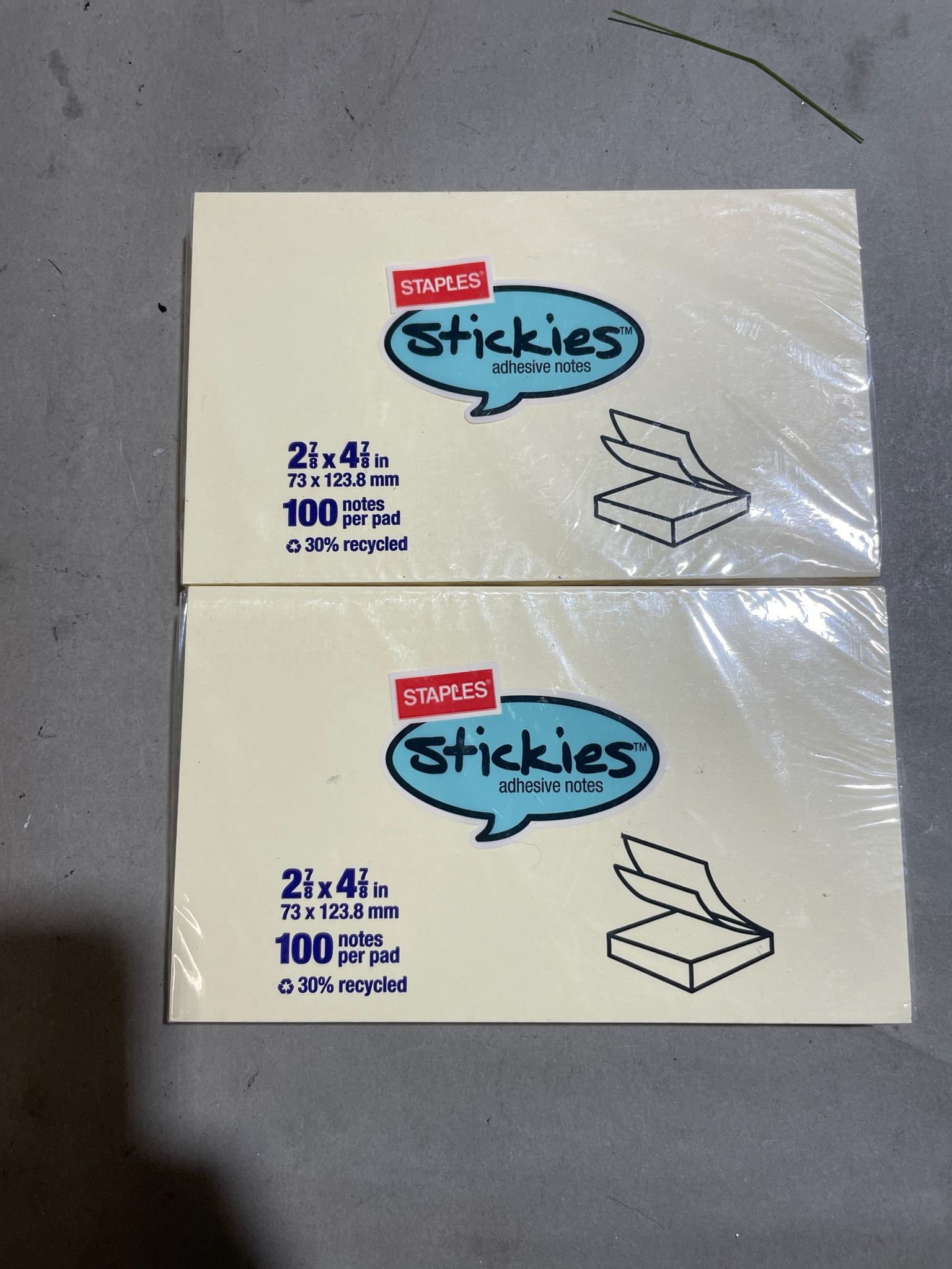 Staples Light Yellow Adhesive Notes Pad Size 2 7/8 x 4 7/8 in
