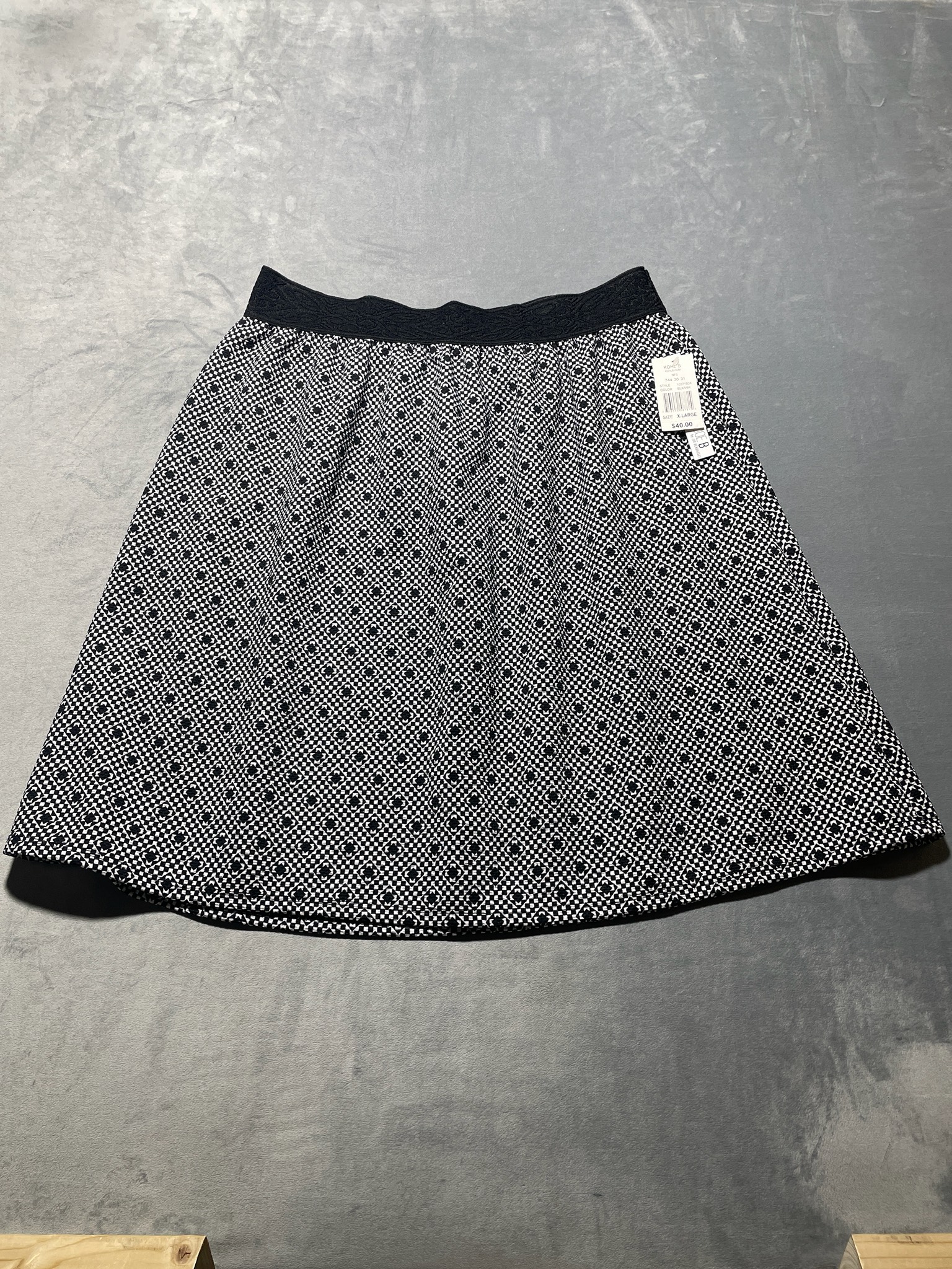 Joe B Black and White Geometric Polyester-Spandex Skirt Size X-Large