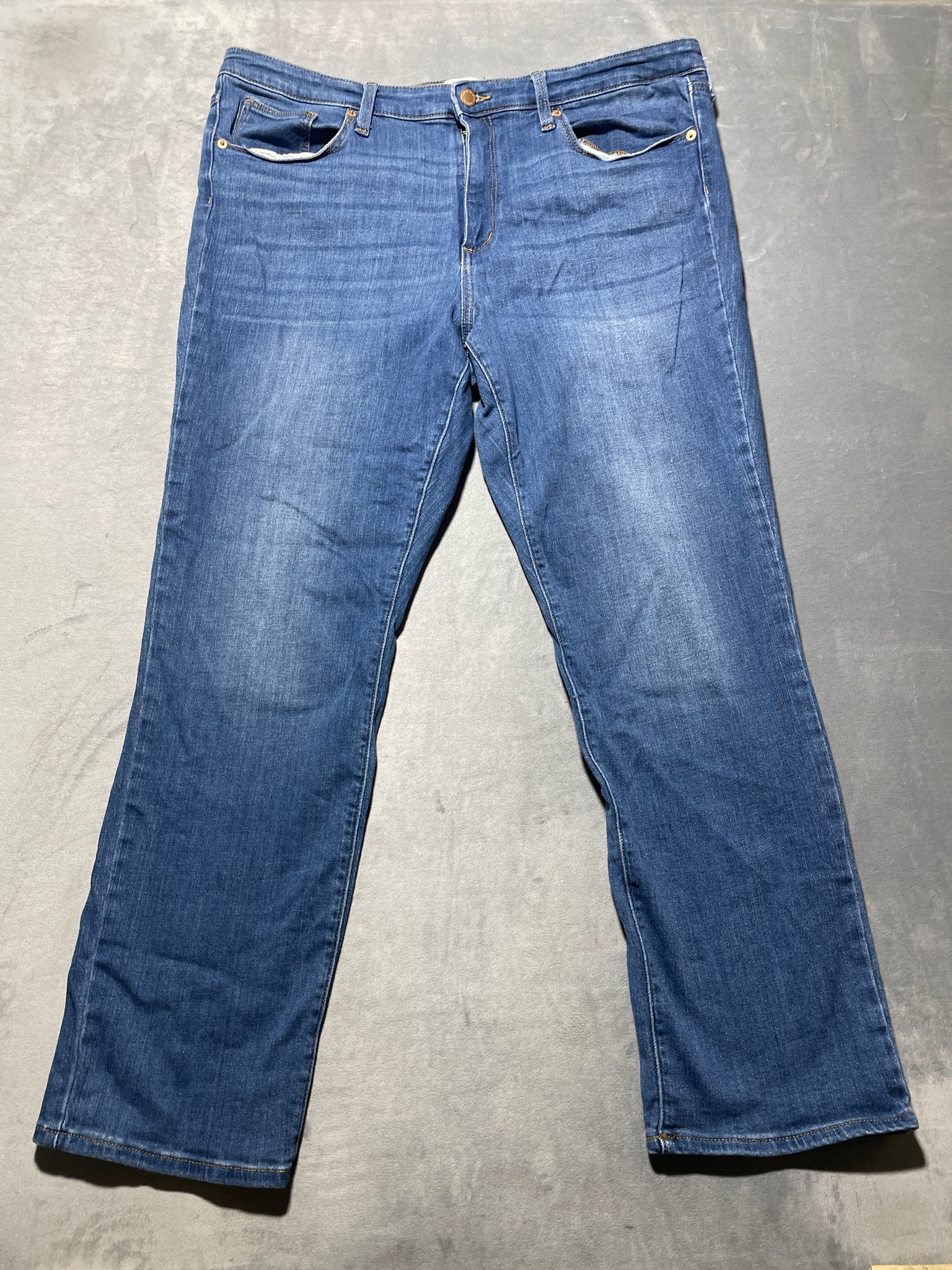 Universal Thread Medium Blue Denim Jeans Size 18/34L