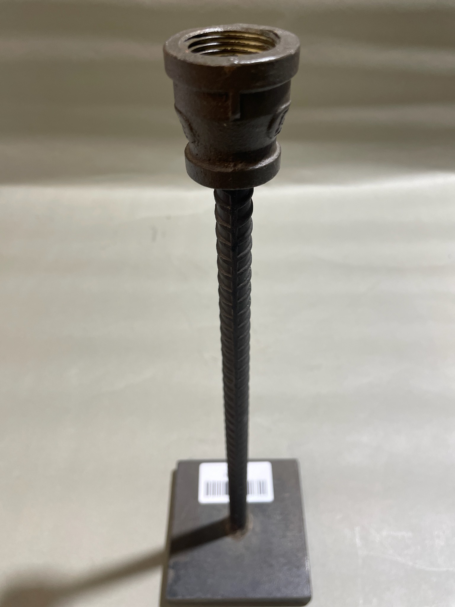 Black Metal Threaded Stand