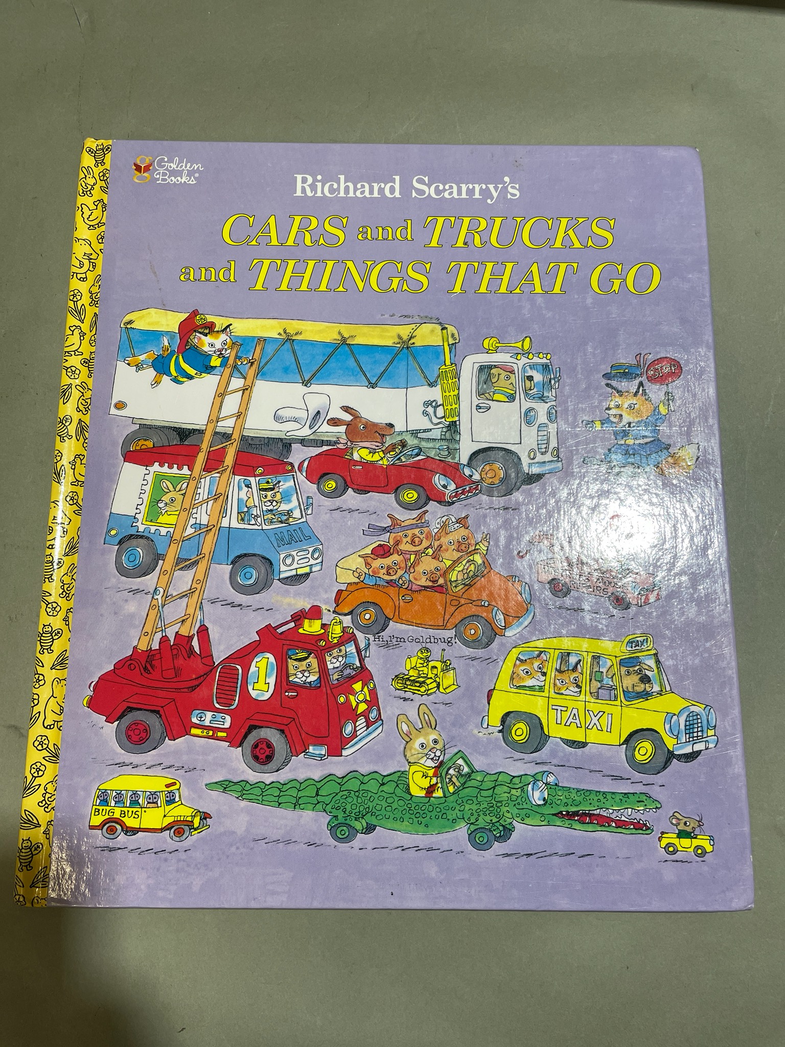Richard Scarry Cars and Trucks and Things That Go