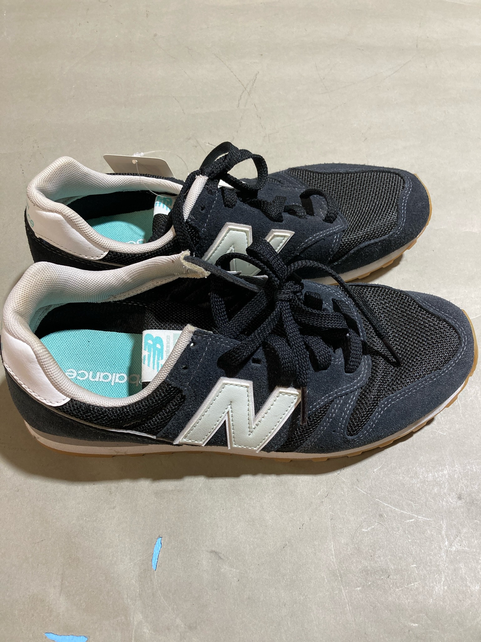 New Balance Navy and Black Mesh Lace-Up Sneakers